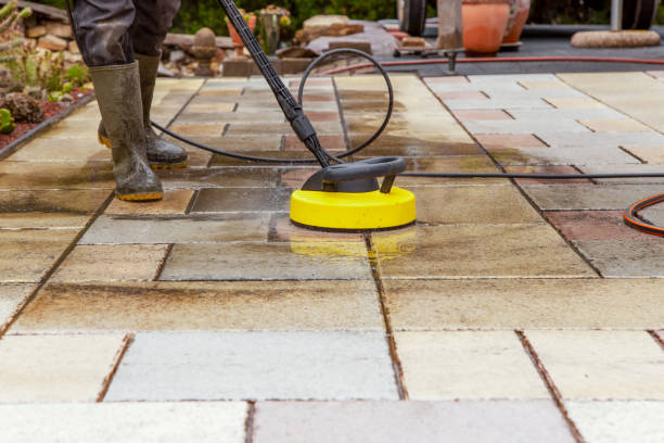 Best Playground Equipment Cleaning  in Central Islip, NY